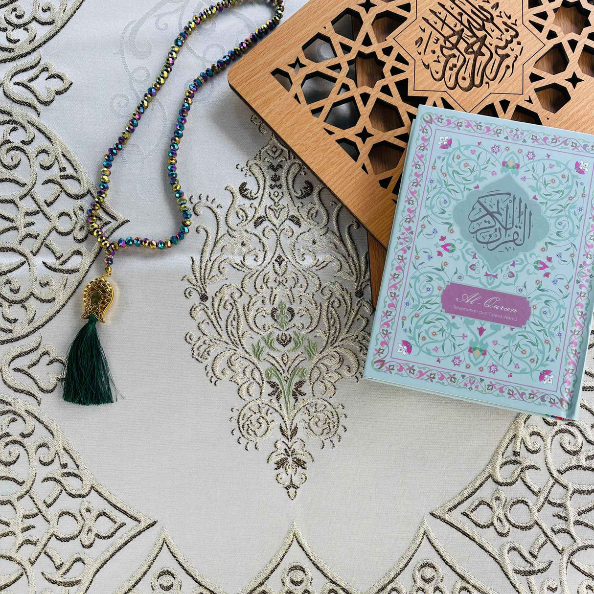 GIFTSETS ROYAL SEJADAH LIME GREEN