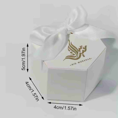 Ajwa In Bow Boxes & Gift Bag