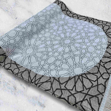 LIGHT LATTE PRAYER MAT