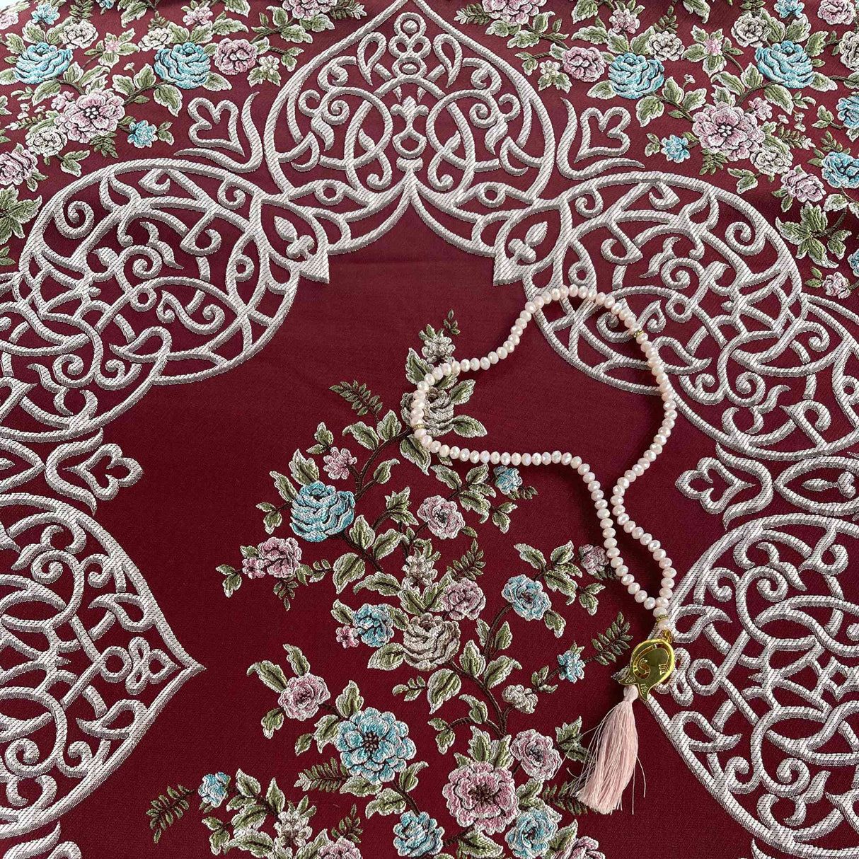 ROYAL SEJADAH RED WITH TASBIH PINK