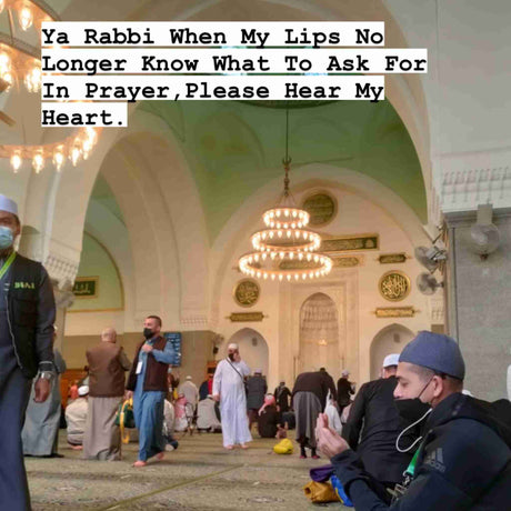 DUA IN MOSQUE