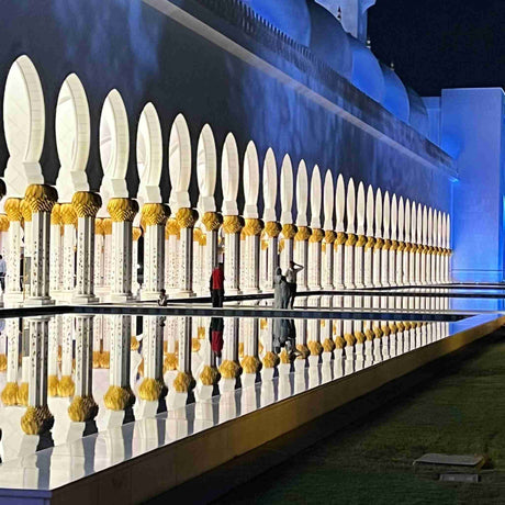 ABU DHABI MOSQUE