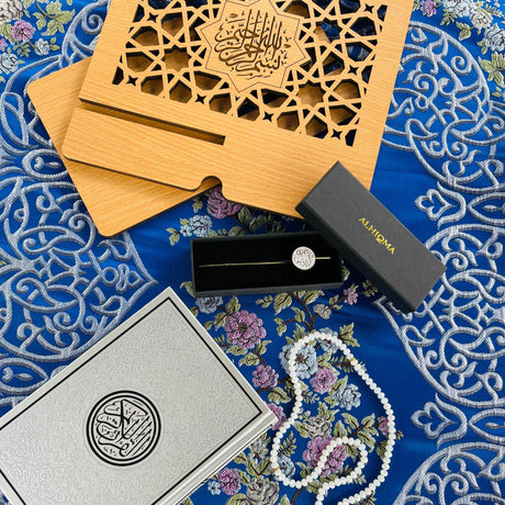 ROYAL SEJADAH BLUE WITH ARABIC SCRIPT QURAN