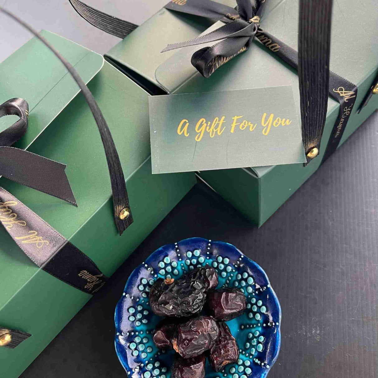 PREMIUM AJWA GIFT BAG 