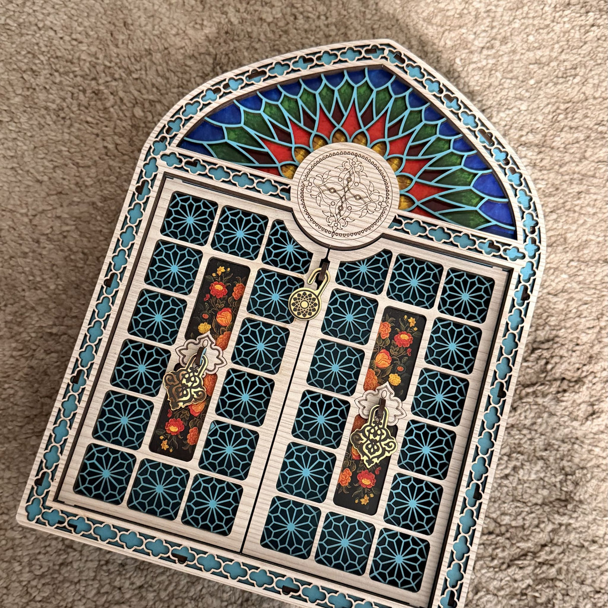 Premium Islamic gift box with handcrafted Persian keepsake box, emerald green 99-bead crystal tasbih, and luxury Sunnah Gift card.
