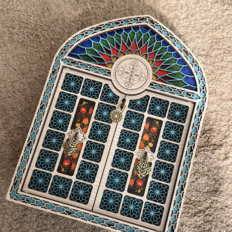 Premium Islamic gift box with handcrafted Persian keepsake box, emerald green 99-bead crystal tasbih, and luxury Sunnah Gift card.
