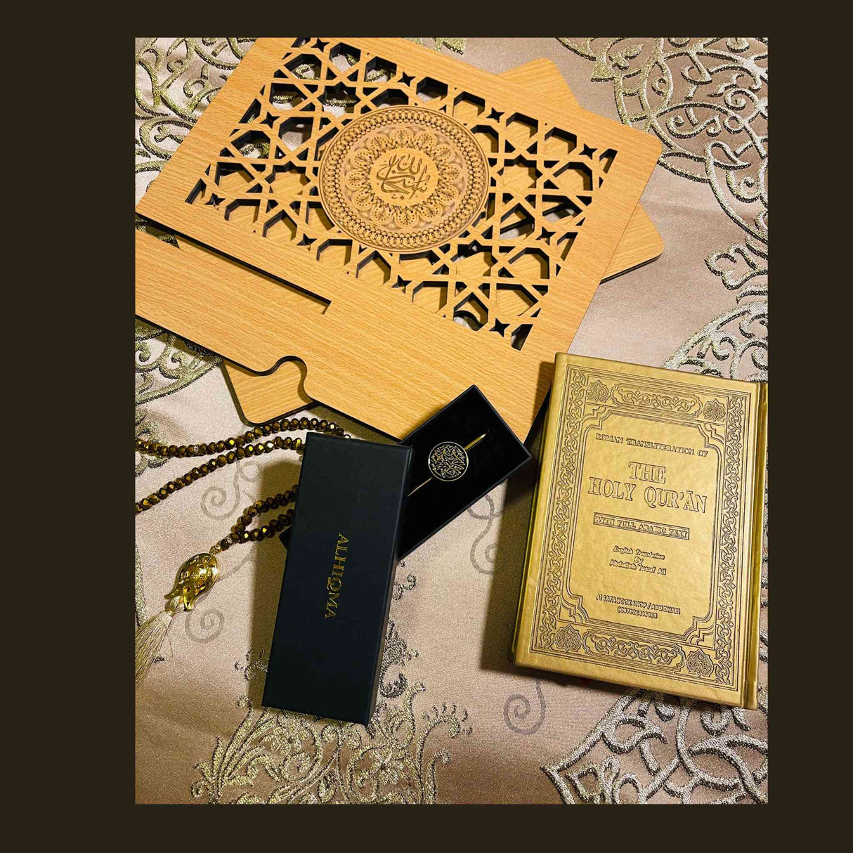 AL HIQMA GIFTSETS ROYAL SEJADAH GOLD