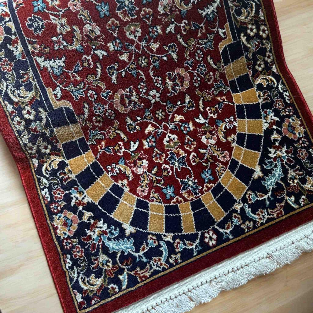 RAWDHA RED PRAYER MAT