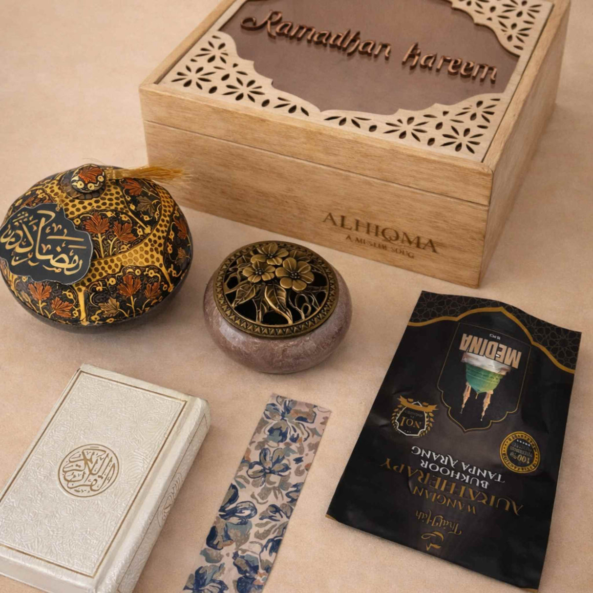 ALHIQMA RAMADAN KAREEM BOX