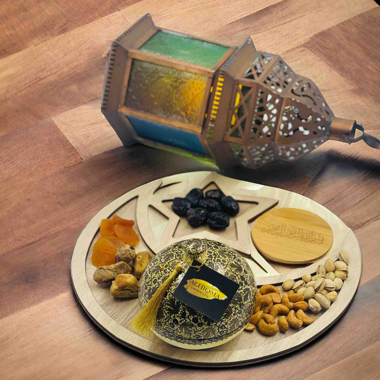 BROWN WHITE STAR AND MOON PLATTER