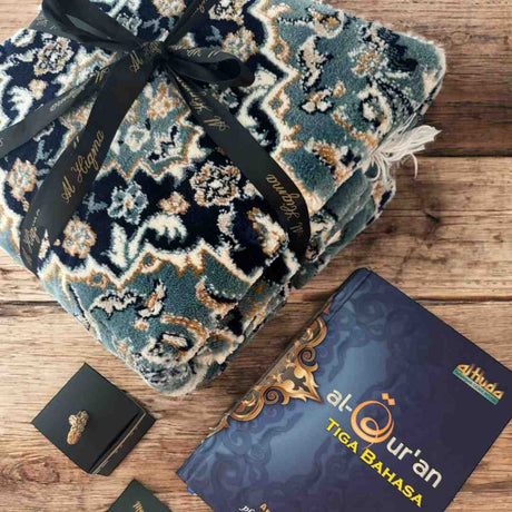 Three Languages Al-Quran